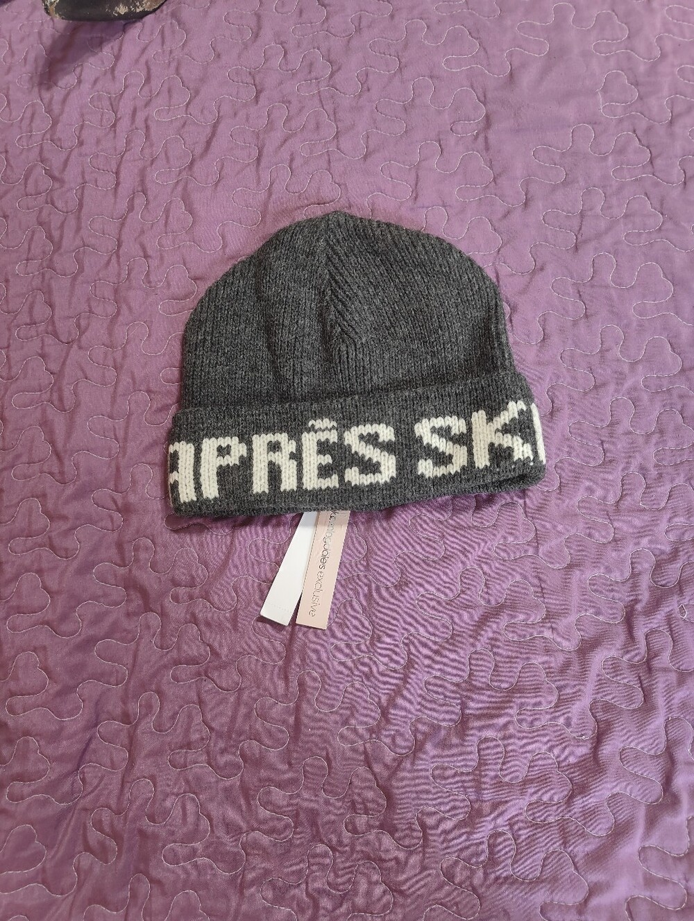 Aqua Après Ski Gray Beanie Hat Women’s NWT - Picture 2 of 4